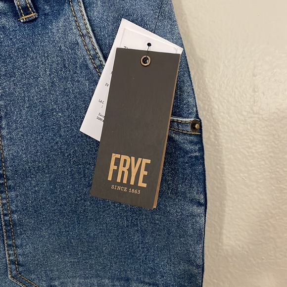NWT Frye Vintage Wash Jeans. Size 31 - Picture 4 of 10